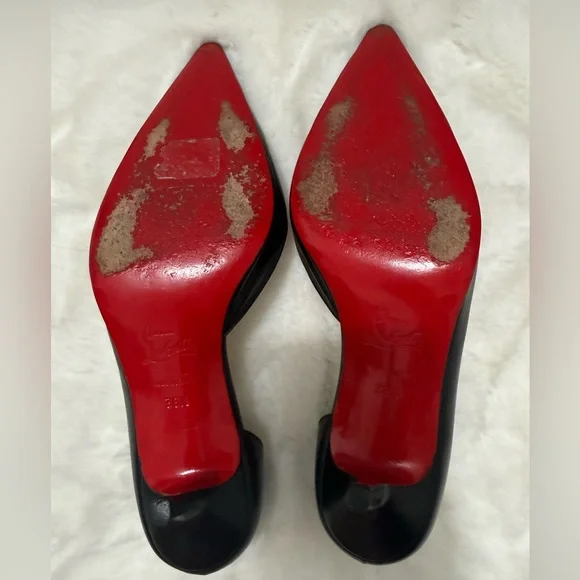 Christian Louboutin Black Pointed-Toe Iriza leather Pumps - Picture 6 of 12